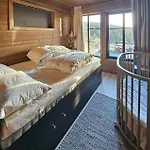 Ferienhaus Lovely In With Wifi *